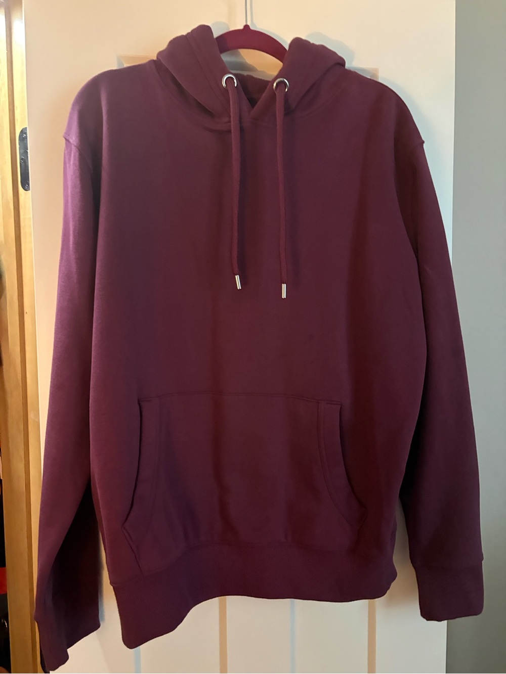 Men's Maroon Pullover Hoodie - Classic Everyday Comfort Size Large